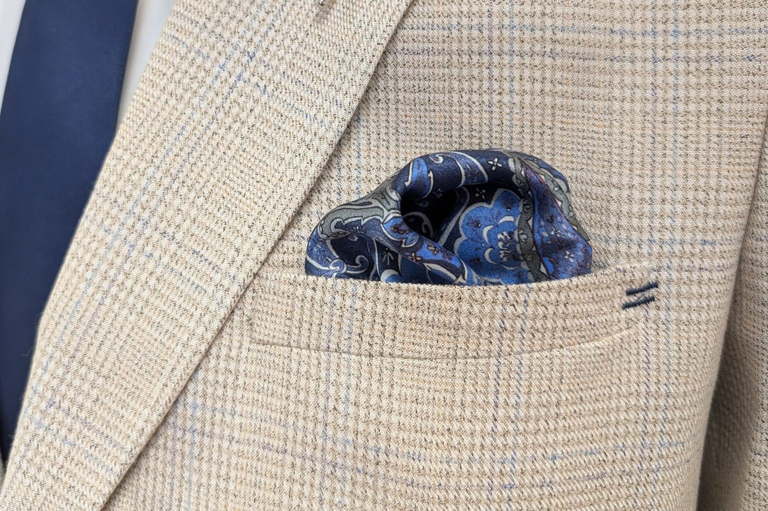 How to Fold a Puff Pocket Square: Step-by-Step Guide - Swagger & Swoon