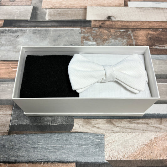 White Marcella Bow Tie & Socks Boxed Gift Set