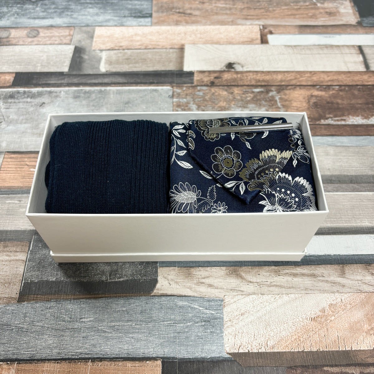 Beige Blossom Boxed Gift Set - Regular Tie with Socks & Pocket Square - Boxed Set with Tie Bar - Save £7.50 - Swagger & Swoon