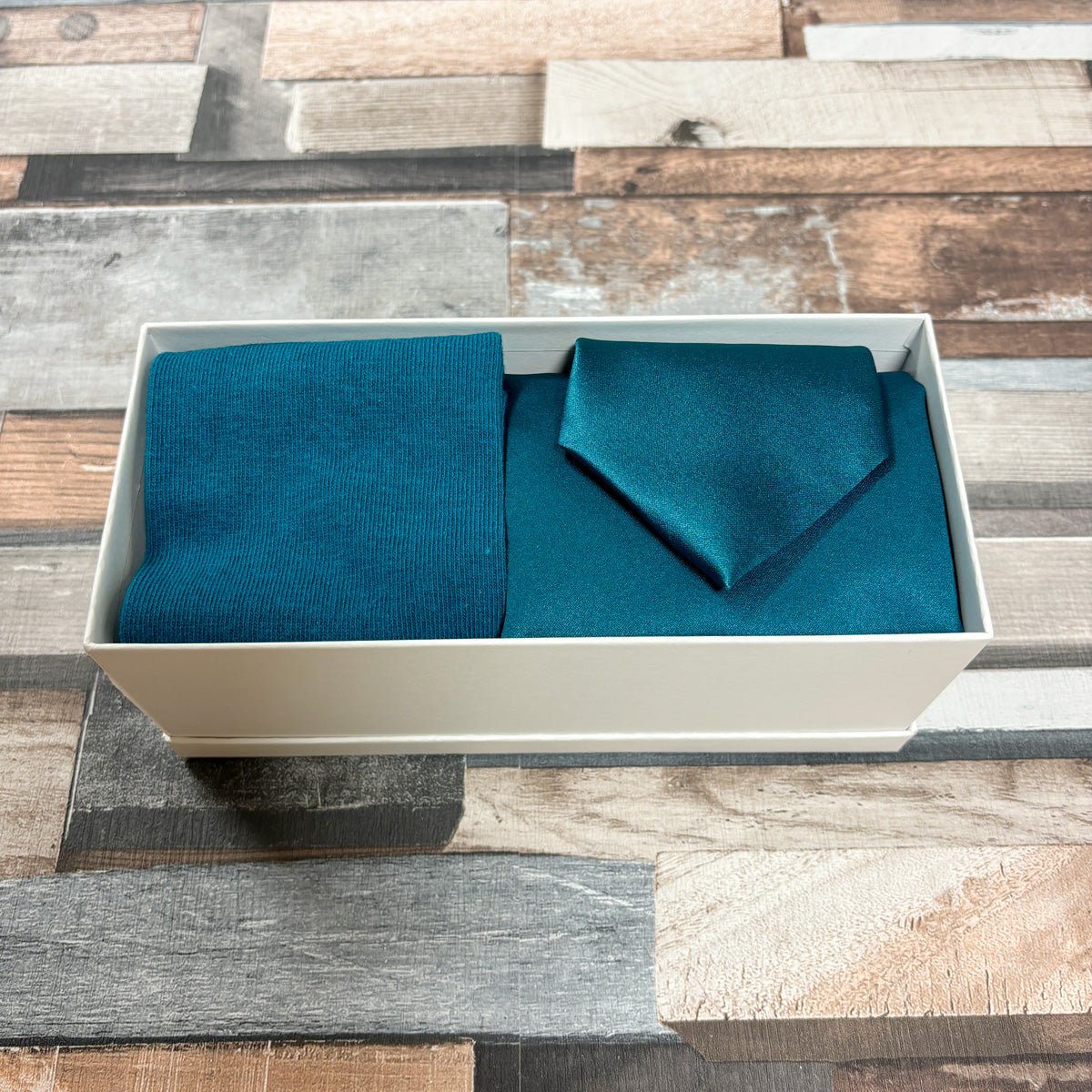 Blue Teal Boxed Gift Set - Gift Sets - Regular Tie with Socks & Pocket Square - Boxed Set - Save £5.00 - Swagger & Swoon