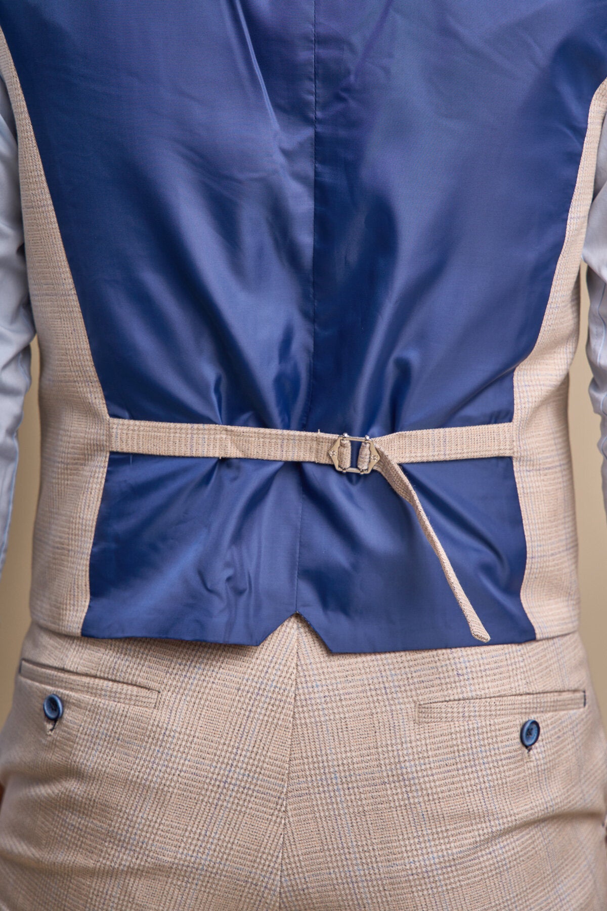 Caridi Beige Waistcoat - Waistcoats - 34R - Swagger & Swoon