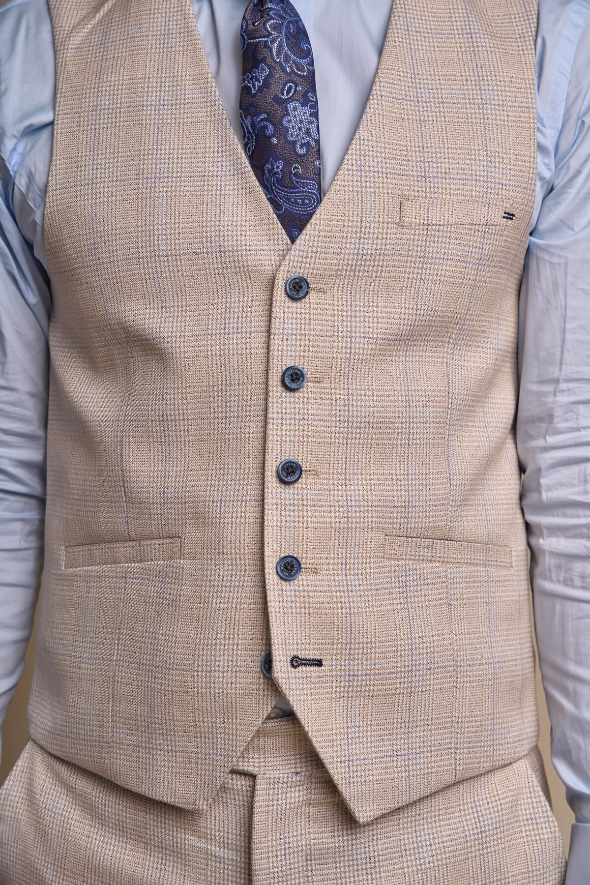 Caridi Beige Waistcoat - Waistcoats - 34R - Swagger & Swoon